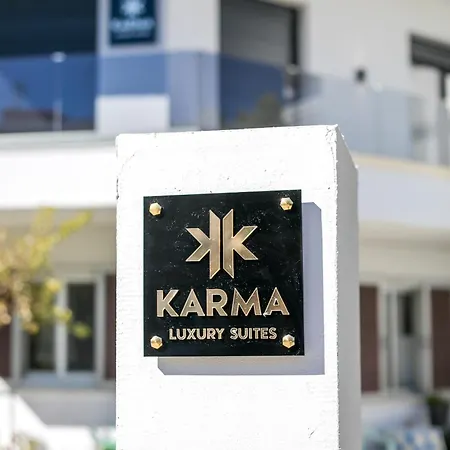 Karma Luxury アパート