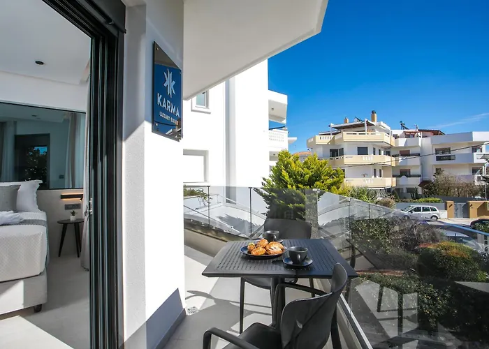 Karma Luxury アパート