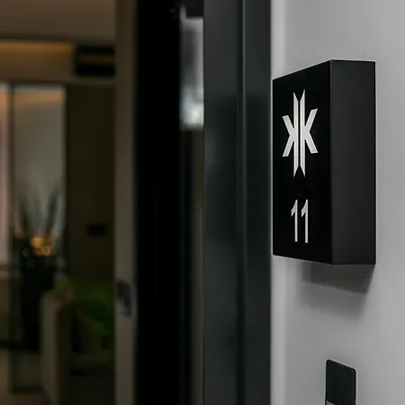 아파트 Karma Luxury